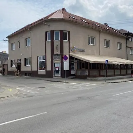 Laguna 2 * Trenčín